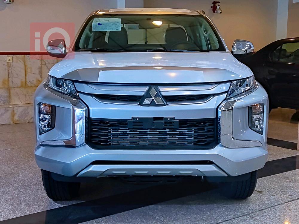 میتسوبیشی L200